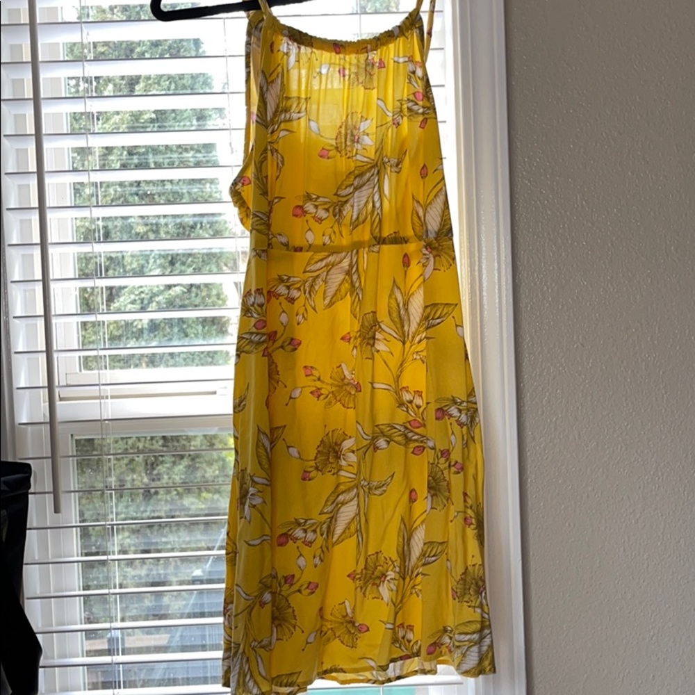 2/$15 SALE!! Express floral dress with ties